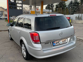 Opel Astra foto 3