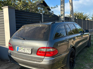 Mercedes E-Class foto 5