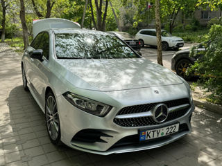 Mercedes A-Class foto 1