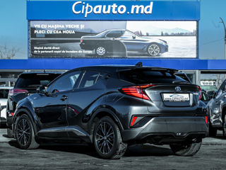 Toyota C-HR foto 5