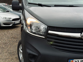 Opel Vivaro foto 8