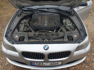 BMW 5 Series foto 9