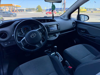 Toyota Yaris foto 7