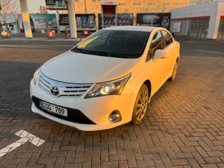 Toyota Avensis foto 4