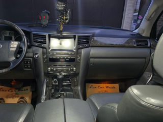 Lexus LX Series foto 6