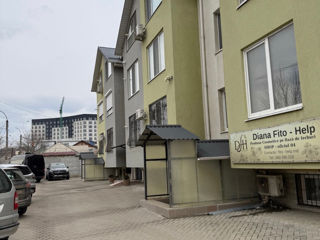 Комната, 36 м², 1/3 эт.