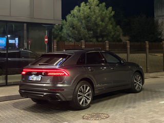 Audi Q8 foto 4