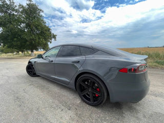 Tesla Model S foto 4