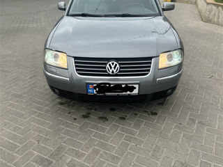 Volkswagen Passat foto 2