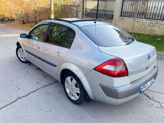 Renault Megane foto 6