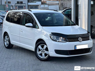 Volkswagen Touran foto 3