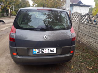 Renault Grand Scenic foto 3