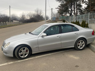 Mercedes E-Class foto 4