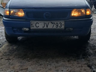 Opel Astra foto 8