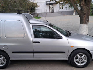 Volkswagen Caddy foto 2