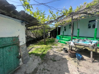 R-nul Ialoveni, sat Nimoreni Casa bătrânească foto 2