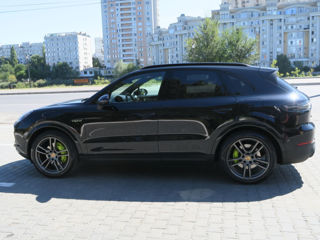 Porsche Cayenne foto 4