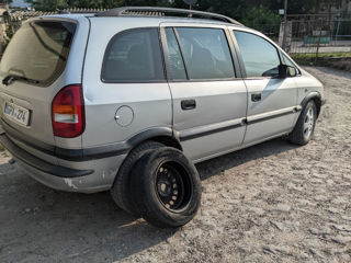 Opel Zafira foto 6