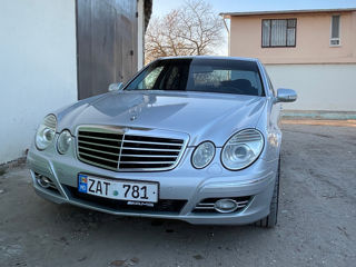 Mercedes E-Class foto 9