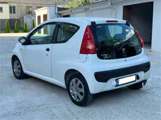 Peugeot 107 foto 3