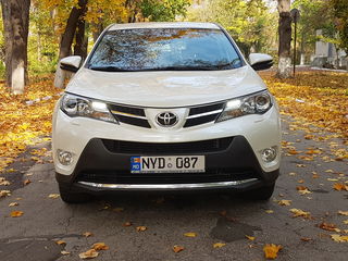 Toyota Rav 4 foto 1