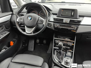 BMW 2 Series Active Tourer foto 8