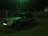 Mercedes Series (W124) foto 4