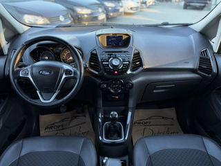 Ford EcoSport foto 11