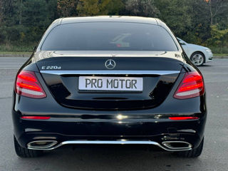 Mercedes E-Class foto 5