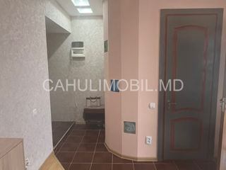 Apartament cu 2 camere, 35 m², Centru, Cahul foto 6