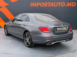 Mercedes E-Class foto 8