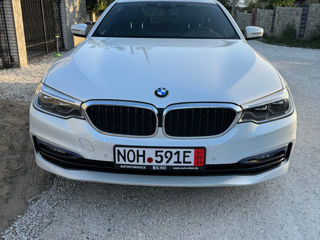 BMW 5 Series foto 1