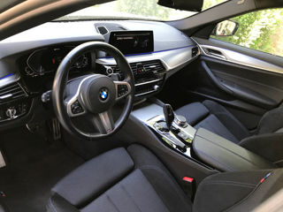 BMW 5 Series foto 6