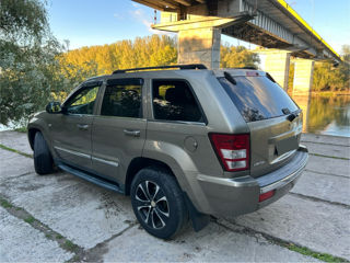 Jeep Grand Cherokee foto 2