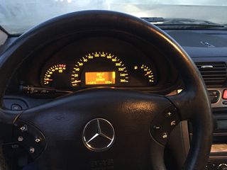 Mercedes C Class foto 5