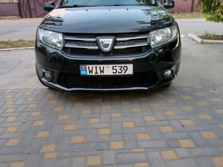 Dacia Logan foto 1