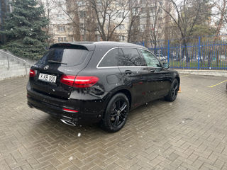 Mercedes GLC foto 4