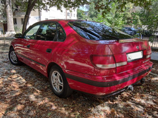 Toyota Carina foto 3