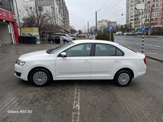 Skoda Rapid foto 2