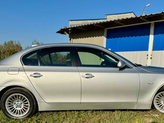 BMW 5 Series foto 4