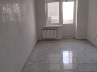 Apartament cu 3 camere, 73 m², Centru, Telenești foto 2