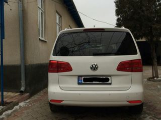 Volkswagen Touran foto 4