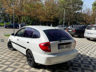 KIA Rio foto 4