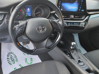 Toyota C-HR foto 5