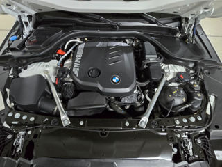 BMW 5 Series foto 14