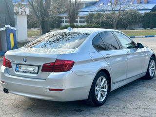 BMW 5 Series foto 4