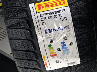 255/45 R20 Pirelli Iarnă Noi 2024