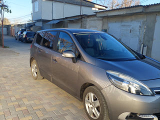 Renault Grand Scenic foto 9