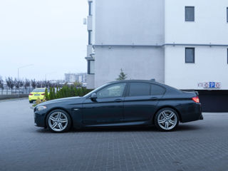 BMW 5 Series foto 4