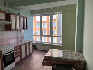 Apartament cu 2 camere, 60 m², Botanica, Chișinău foto 2